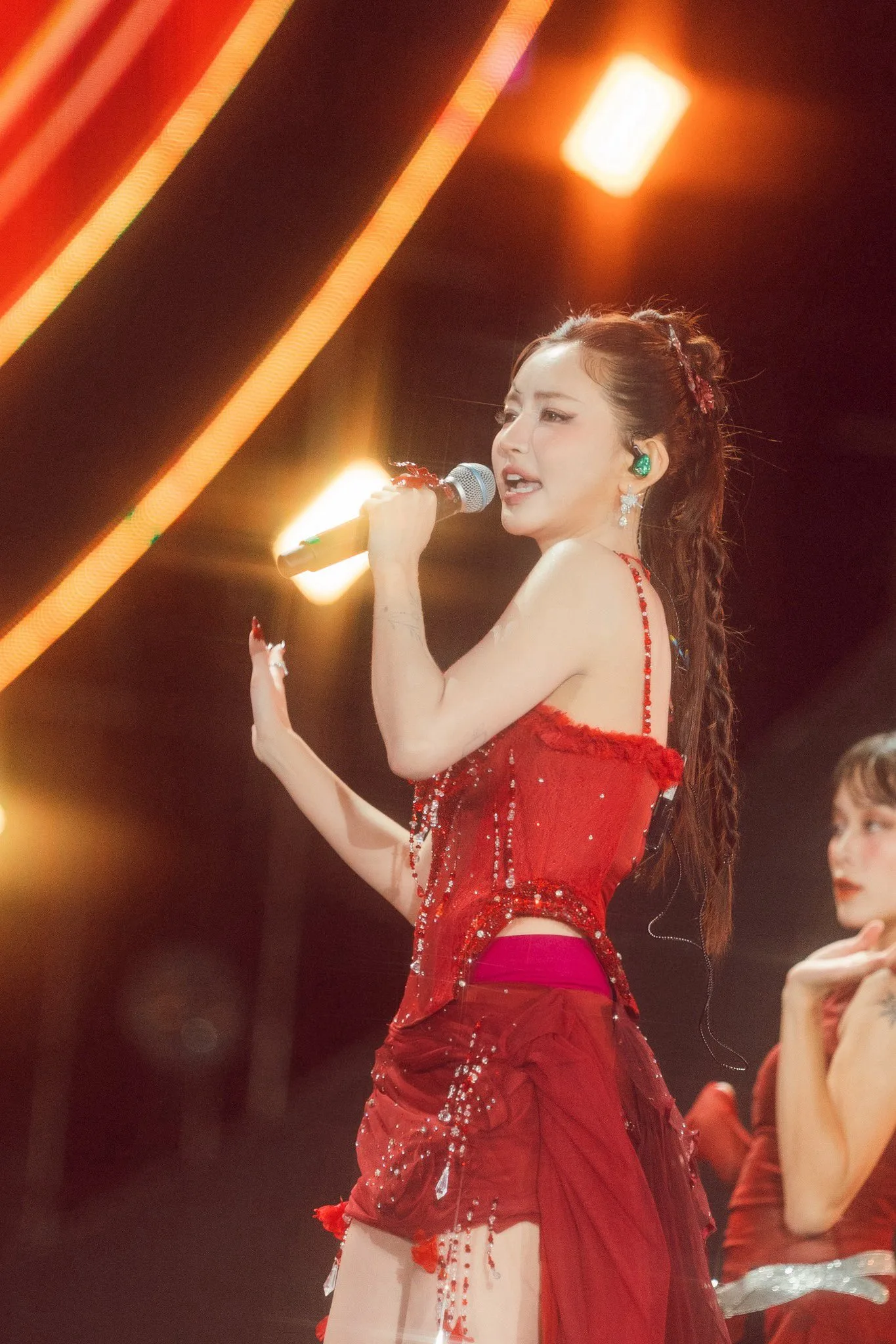 nang-tho-showbiz-ca-si-bich-phuong-nam-2026-bao-nhieu-tuoi-10a