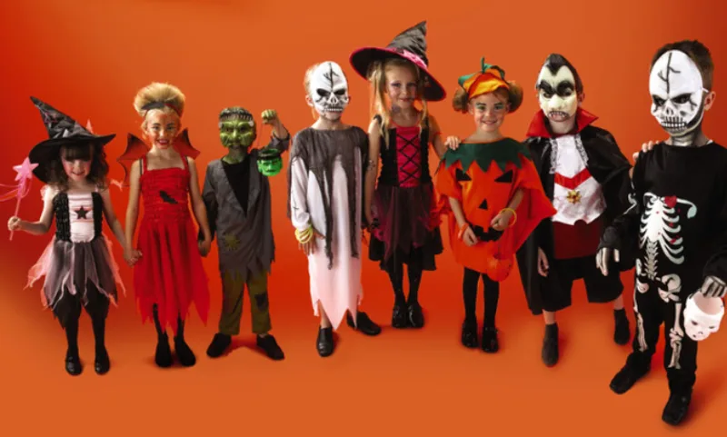Trang phục Halloween có thể kinh dị, hài hước, dễ thương hoặc lấy cảm hứng từ nhân vật điện ảnh.