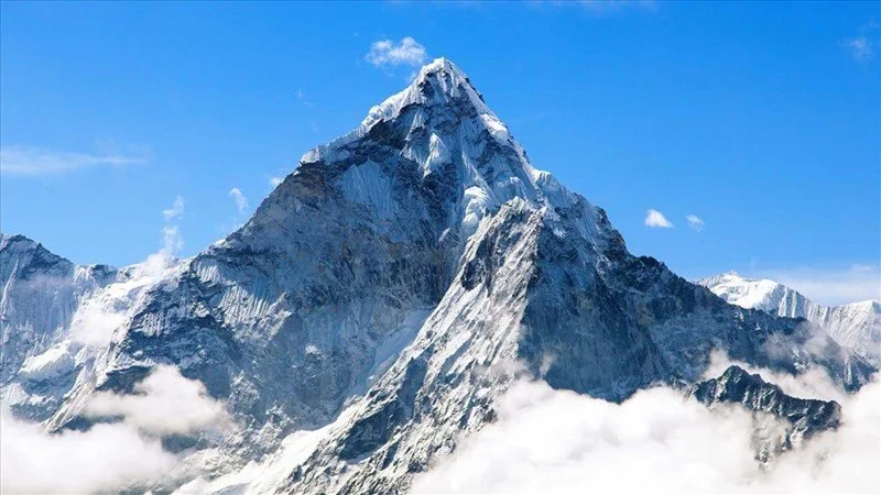 nui everest o dau