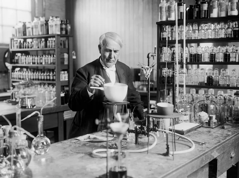 Menlo Park trở thành trung tâm thử nghiệm và sáng chế nổi tiếng của Edison.